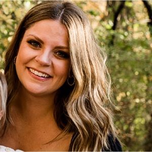 Meet your Posher, Stephanie